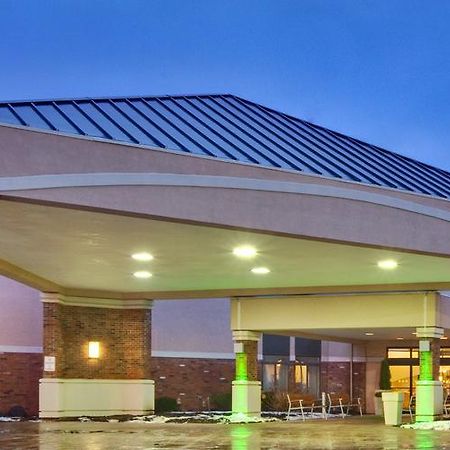 Ramada Plaza Rochester Airport Esterno foto