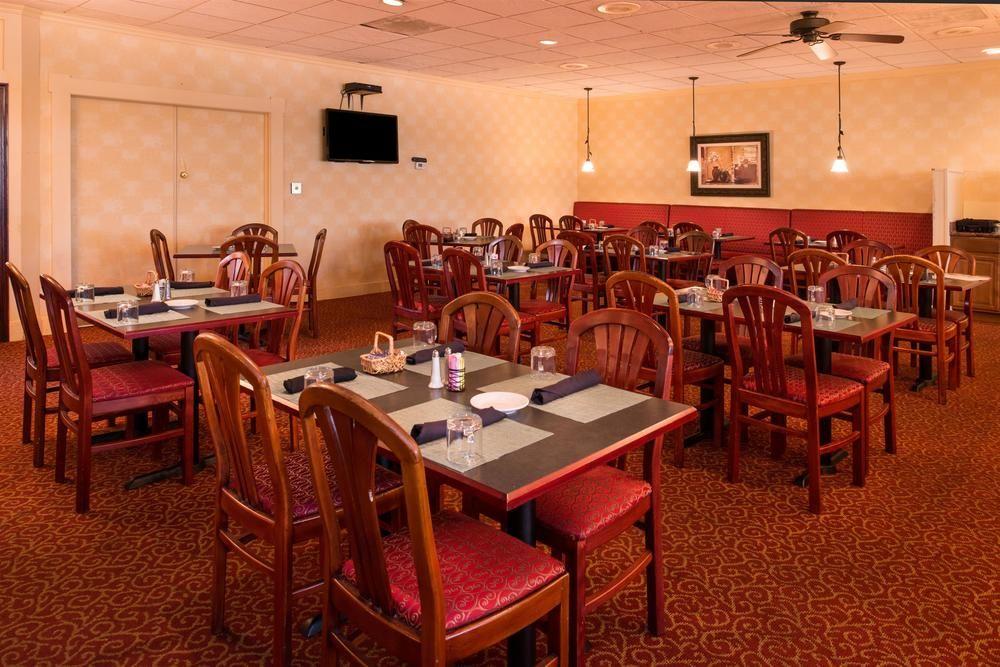 Ramada Plaza Rochester Airport Esterno foto