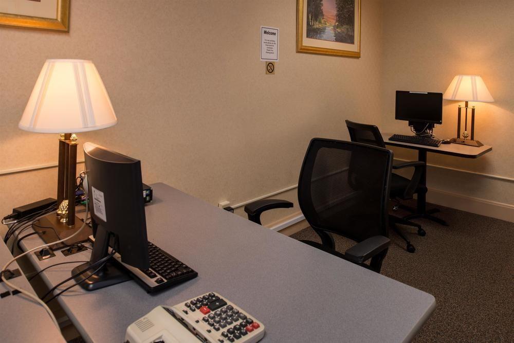 Ramada Plaza Rochester Airport Esterno foto
