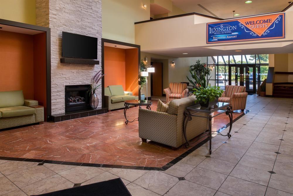 Ramada Plaza Rochester Airport Esterno foto