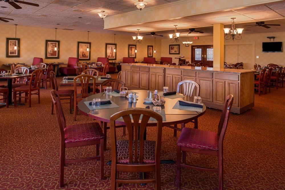 Ramada Plaza Rochester Airport Esterno foto