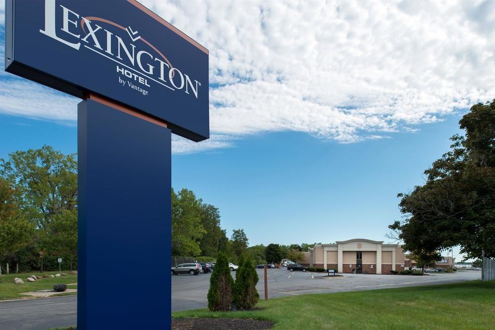 Ramada Plaza Rochester Airport Esterno foto