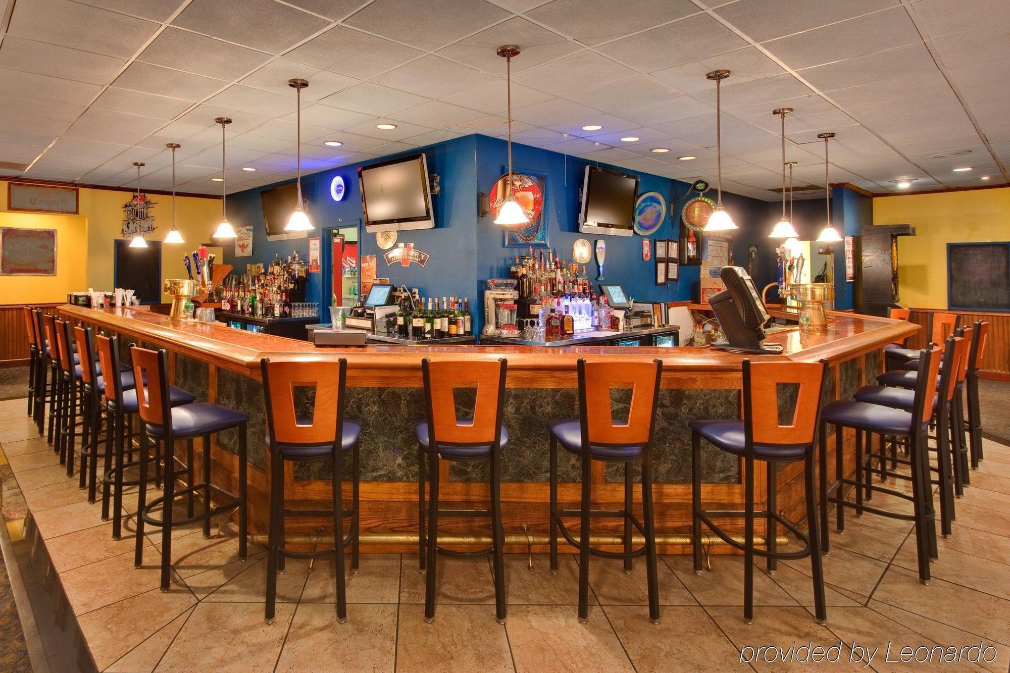 Ramada Plaza Rochester Airport Esterno foto