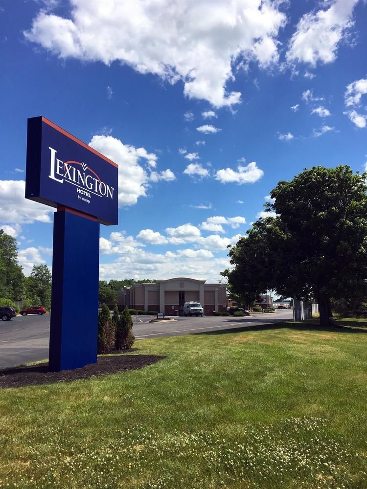 Ramada Plaza Rochester Airport Esterno foto